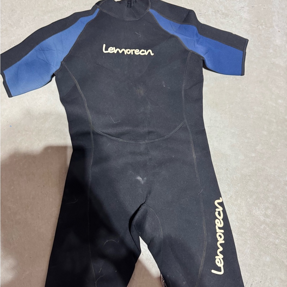 Lemorecn Black and Blue Wetsuit
